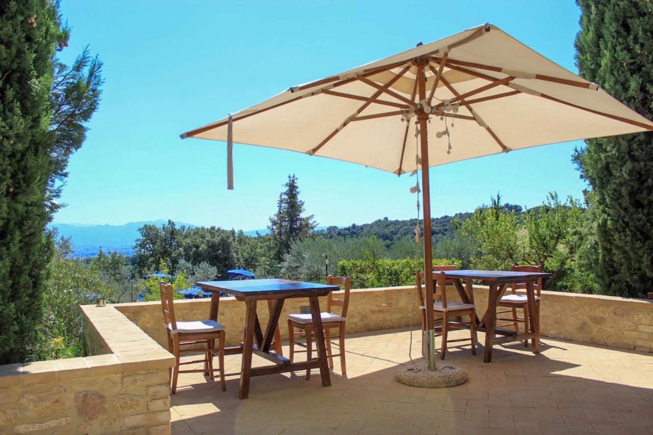 Agriturismo Camiano Piccolo Montefalco Exteriör bild